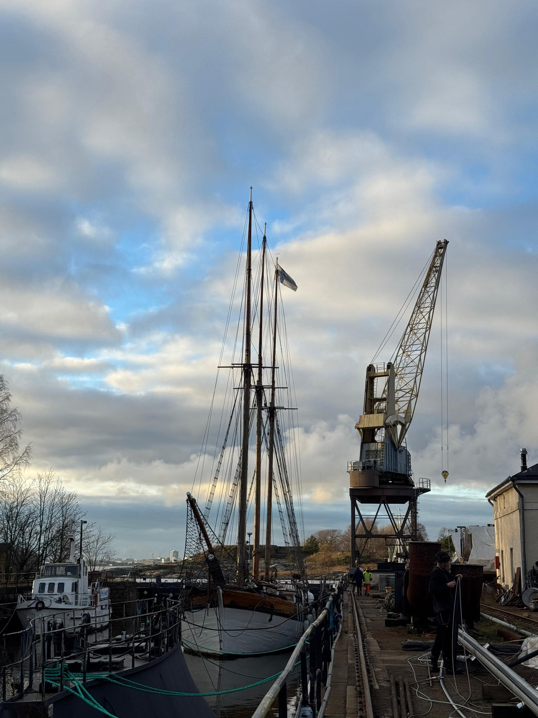 Lokikirja 003, Kathrina kuivatelakalle